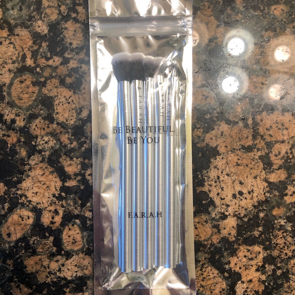 Eye brushes - Picture 4 of 4
